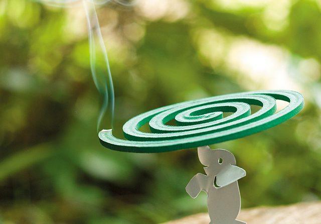 空き缶で作るゾウの蚊取り線香立て