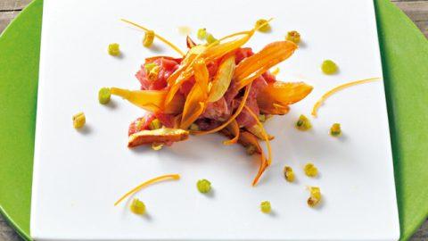 一度は食べてみたい！幻のキノコ料理【タマゴタケ編】