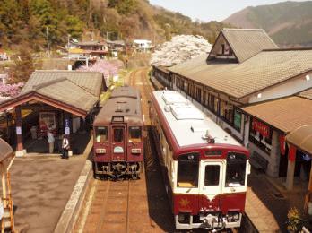 鉄ちゃんに聞いた自然を満喫できる「一度は行きたいローカル線＆温泉旅」恵知仁さん編