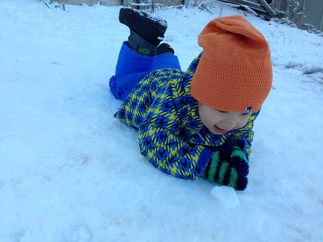 キッズ冬ウェア】子どもの雪遊びに大活躍！コロンビアのシューズとウェア | フットウェア 【BE-PAL】キャンプ、アウトドア、自然派生活の情報源ビーパル