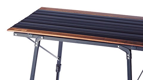 『PRIMUS』発・北欧調デザイン! 「アルミ×木」ハイブリッドのテーブル。