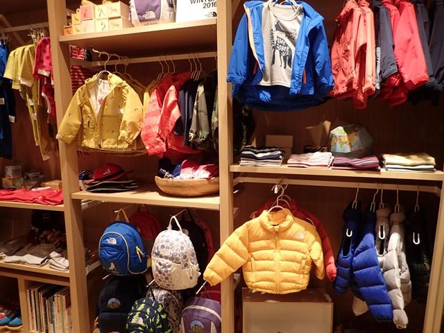 参考記事「子ども用のアウトドアウェア専門店「ザ・ノースフェイス・キッズ原宿」に行ってきました！」