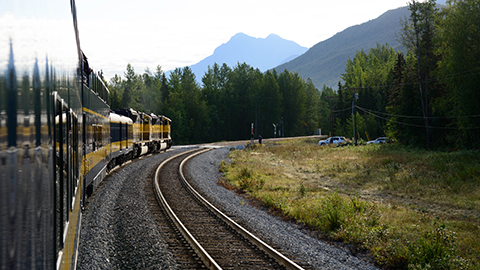 【アラスカ・デナリ国立公園の旅1】アンカレジからアラスカ鉄道に乗って、デナリを目指す