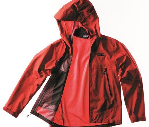 Patagonia史上初！日米共同開発の「新レインウェア」は、ココがスゴい!!