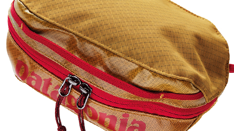「パタゴニア」から最強の旅ポーチ登場！通勤鞄のバッグインバッグにも便利です。