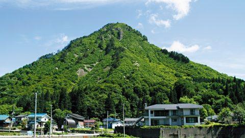 【のんびりローカル線で行く絶景低山の旅】ＪＲ只見線・蒲生岳（福島県）