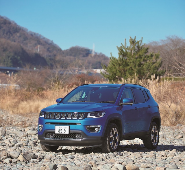 アウトドア試乗レポート 一番使いやすいサイズの モダン ジープは４wdが楽しい ジープ コンパス リミテッド Suv ミニバン Be Pal キャンプ アウトドア 自然派生活の情報源ビーパル