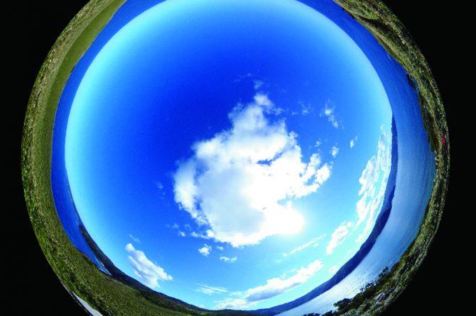 【おもしろすぎる 360°カメラ】元祖360°カメラが4K動画対応になった！リコー／THETA V