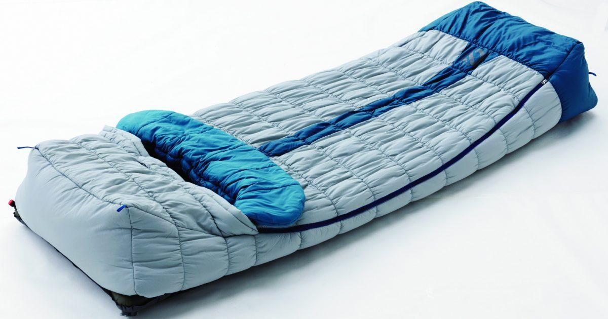 たっぷりサイズの寝袋 自宅ベッドのようなマットで キャンプでも質の高い睡眠を約束 Be Pal