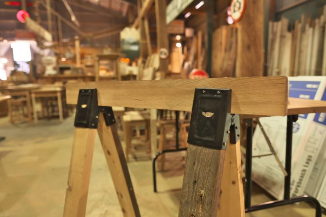 大人気】ソーホースブラケット テーブル キャンプ DIY アウトドア