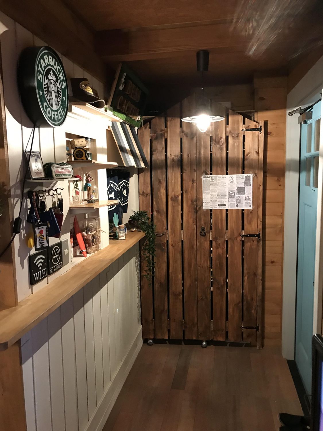 カフェ風玄関の壁製作［読者投稿記事］