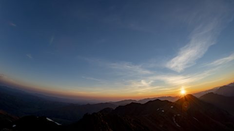 日の入り・日の出～アラスカ山脈にて【写真家・佐藤大史のアラスカ紀行Vol.1】