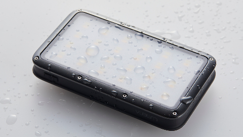 キャンプランタン界の『 黒船 』登場！1500ルーメンのスマホ型LED