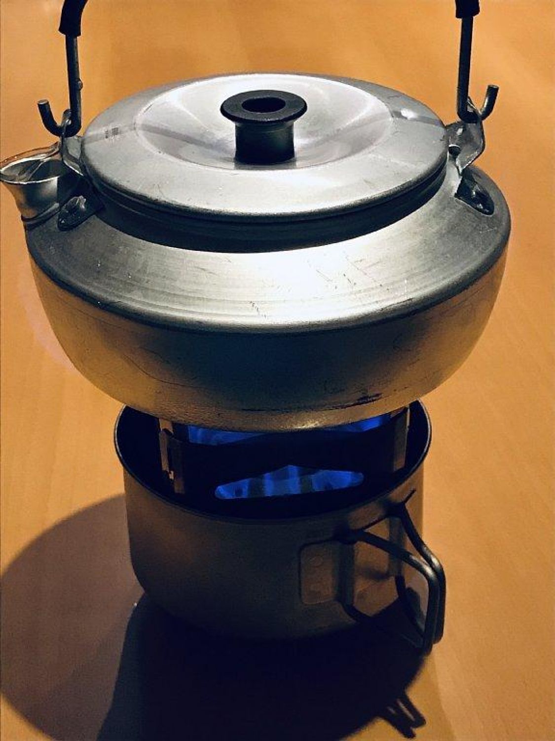 （SHO’S×BE-PAL）ステンレスミニ焚き火台で350ml缶アルスト五徳［読者投稿記事］
