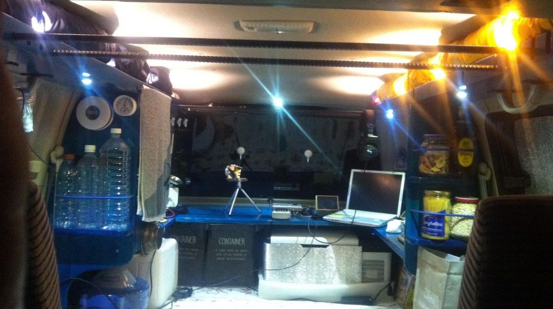 前世紀の古いワゴンを車中泊仕様にしてます 読者投稿記事 キャンピングカー Be Pal キャンプ アウトドア 自然派生活の情報源ビーパル 前世紀の古いワゴンを車中泊仕様にしてます 読者投稿記事 キャンピングカー Be Pal キャンプ アウトドア 自然派生活の情報源ビーパル