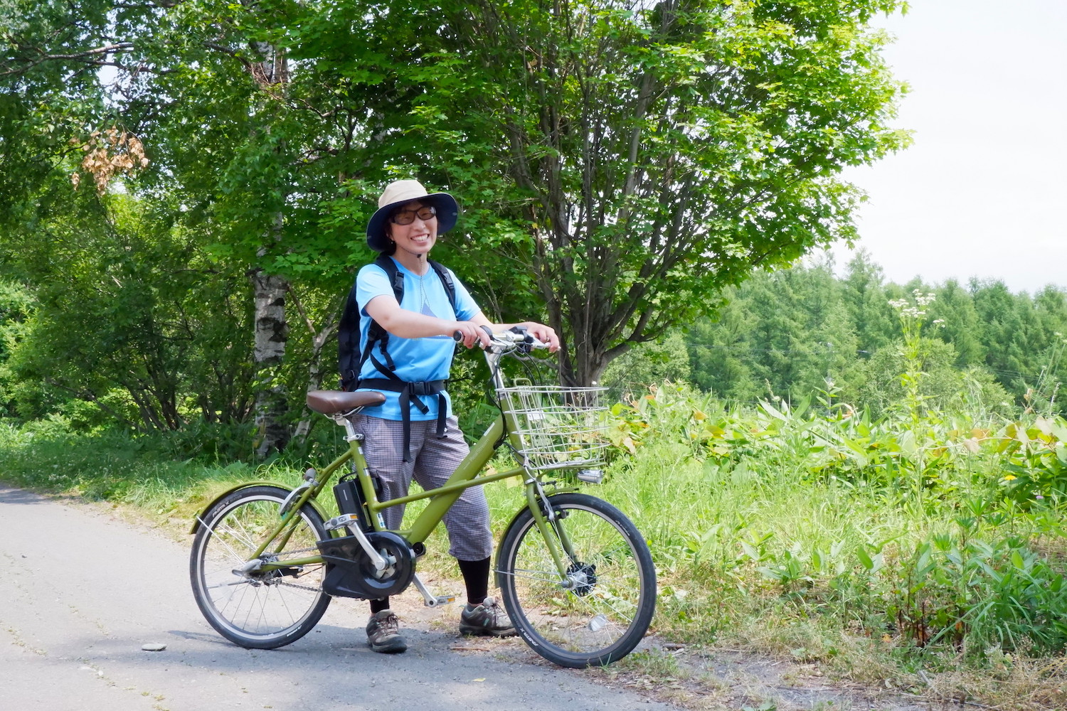 彩り豊か かみふらの八景とラベンダー園を巡るｅ ｂｉｋｅガイドツアー Be Pal