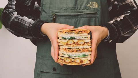 キャンプの朝食はホットサンドで決まり！ボリュームたっぷりレシピ９