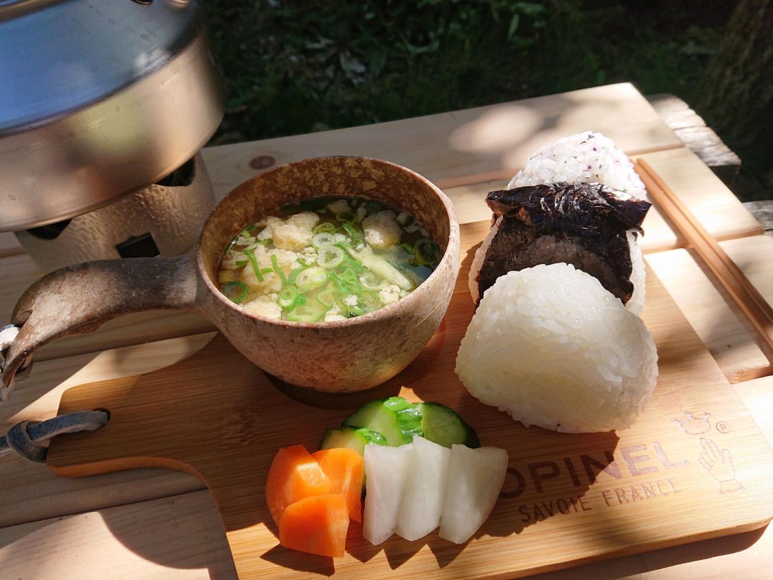 OBCB【Opinel bamboo cutting board】で庭飯。朝ver［読者投稿記事］
