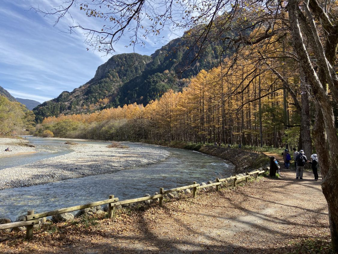 上高地紅葉［読者投稿記事］