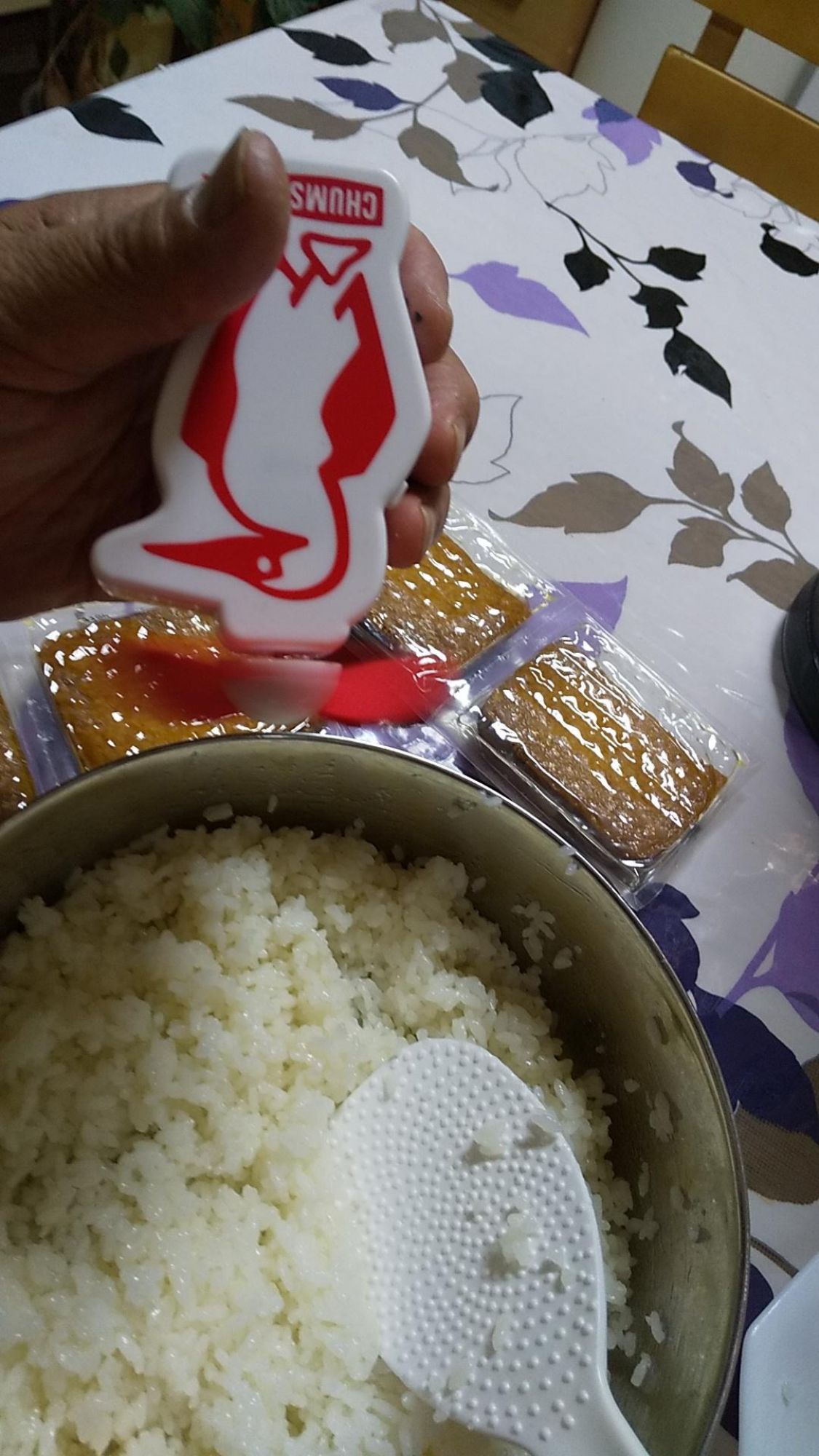 つい食べ過ぎます［読者投稿記事］