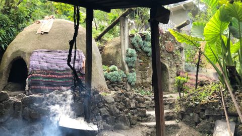 究極のアウトドアサウナ！メキシコのキノコ村で「古代蒸し風呂」に入ってみた