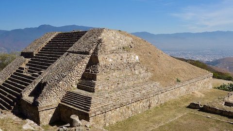 いつか行きたいメキシコの世界遺産！「モンテ・アルバンの古代遺跡」と「ミトラ遺跡」７つの見どころ
