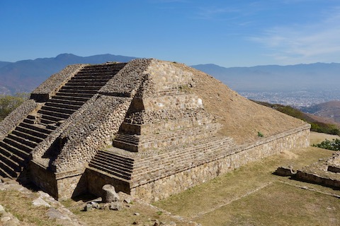 モンテアルバン