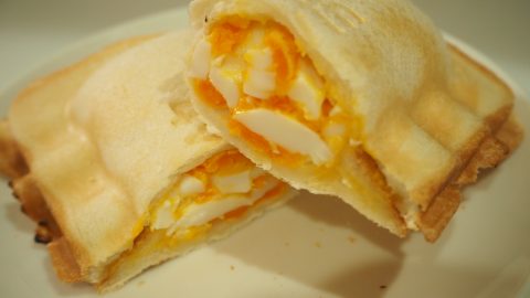キャンプ＆家でも楽しい！「ホットサンドソロ」レシピ５