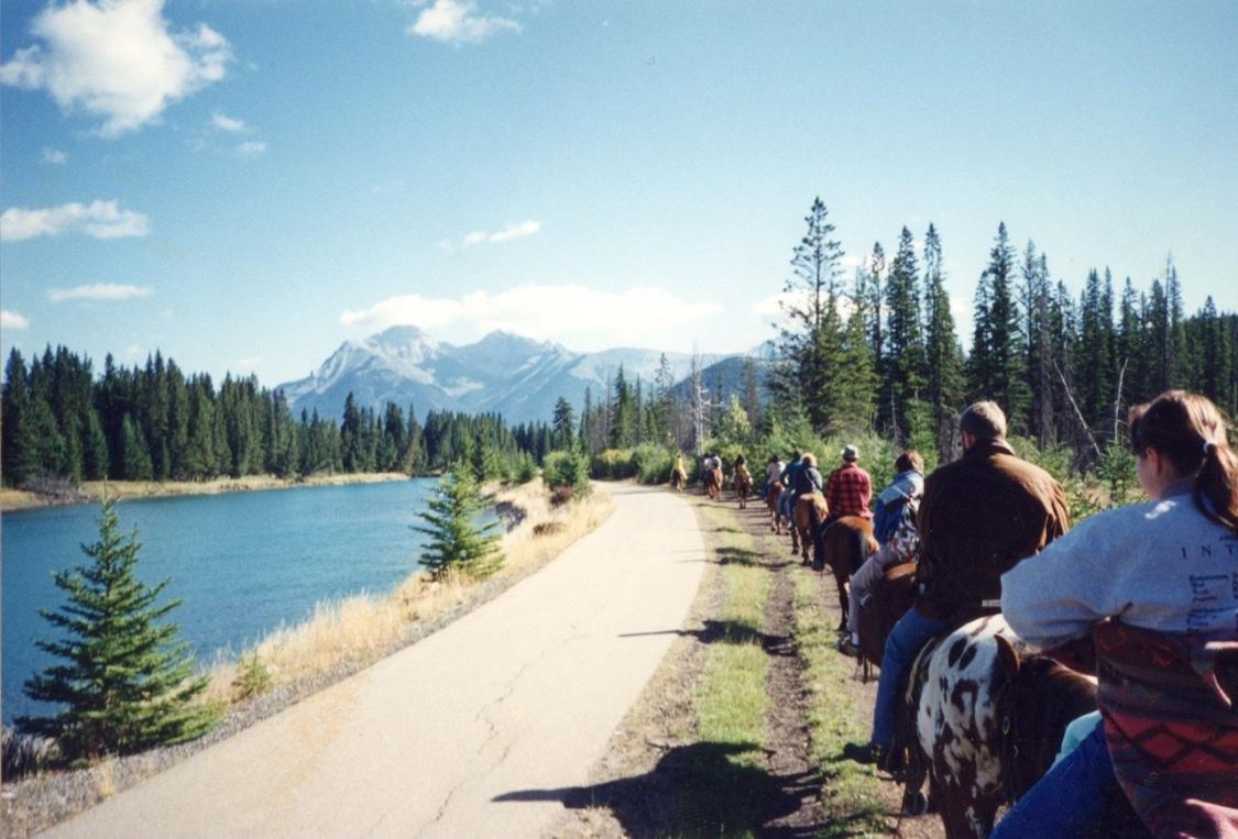 カナダBanff国立公園でのTrail Rideガイド体験: その1［読者投稿記事］
