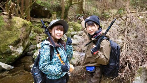 さばいどる『かほなん』の友達登場！二人の女子が渓流で釣り＆クッキング