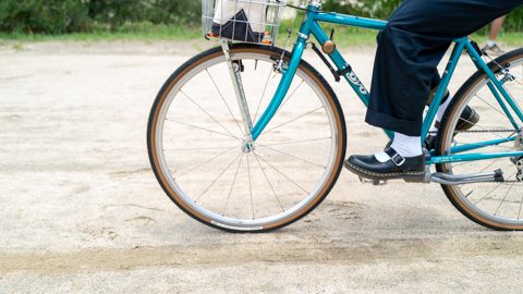 今注目の自転車「グラベルバイク」って何？日本の老舗タイヤブランドから新しいグラベルモデルが登場