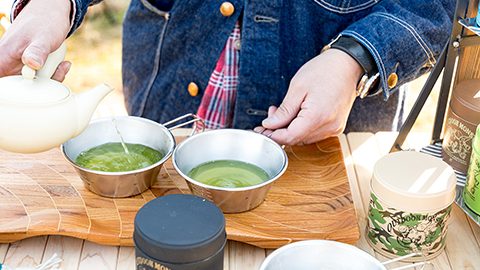 「キャンプ×日本茶」がSNSで流行中！日本茶の魅力やキャンプとの相性が良い理由とは