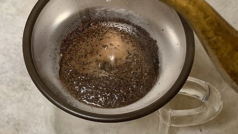 環境にいい？美味しい？キャンプで利用者が増えている「コーヒーメタルフィルター」を詳しく解説！