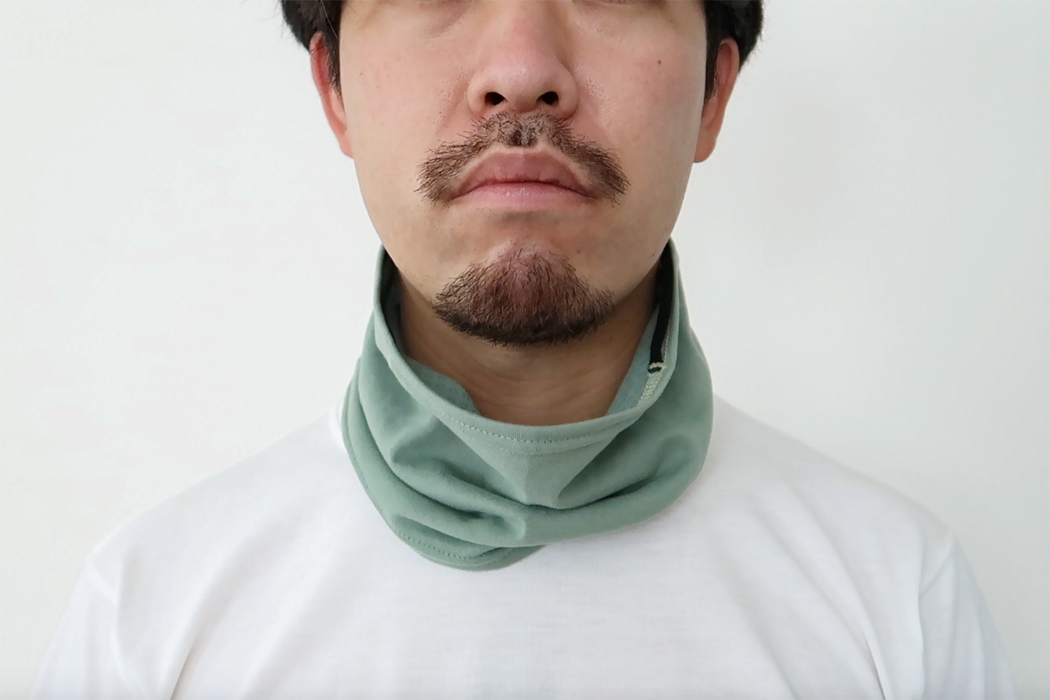 真夏のアウトドアでマスク代わりにも！コロンビア「冷感ネックゲイター」が優秀 | アウトドア雑貨・小物  【BE-PAL】キャンプ、アウトドア、自然派生活の情報源ビーパル
