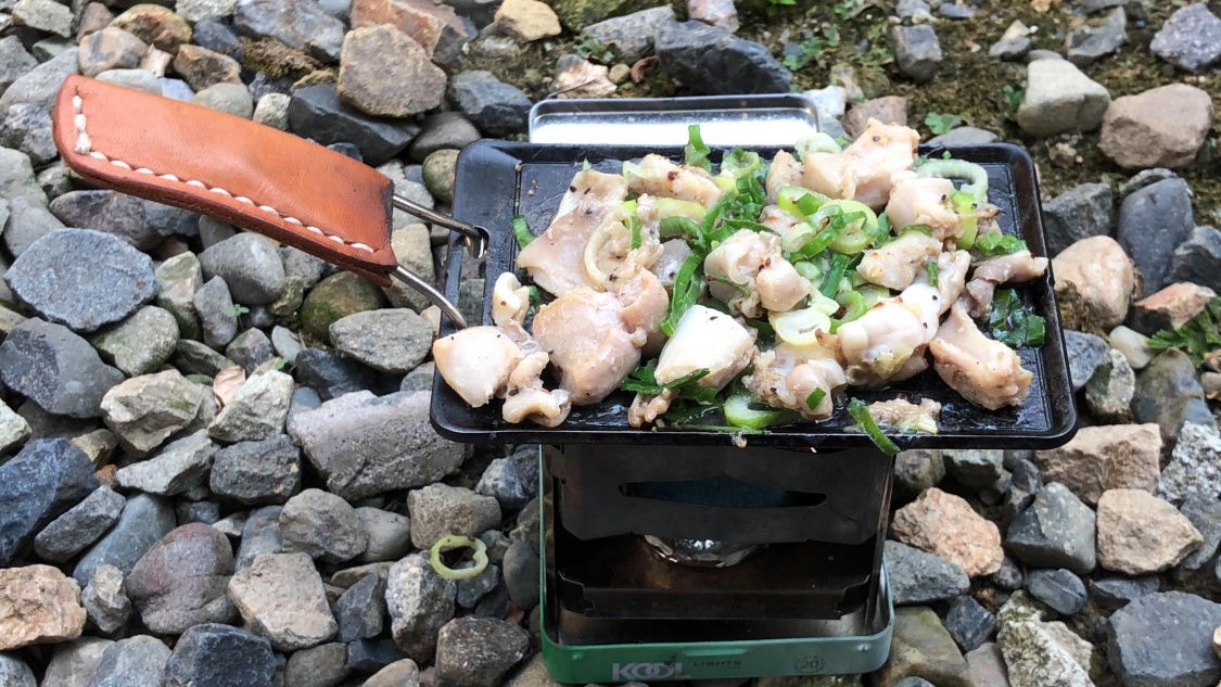 来月号の付録の肉専用トングの前に［読者投稿記事］