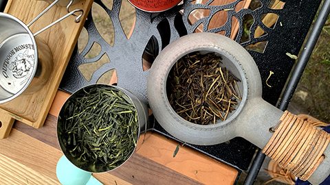 アウトドアで日本茶を焙煎！身近な道具でできる「自家製ほうじ茶づくり」のすすめ
