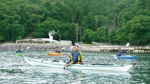 趣味を仕事にできる完全移住ライフ。移住して6年でカヤックガイドに！