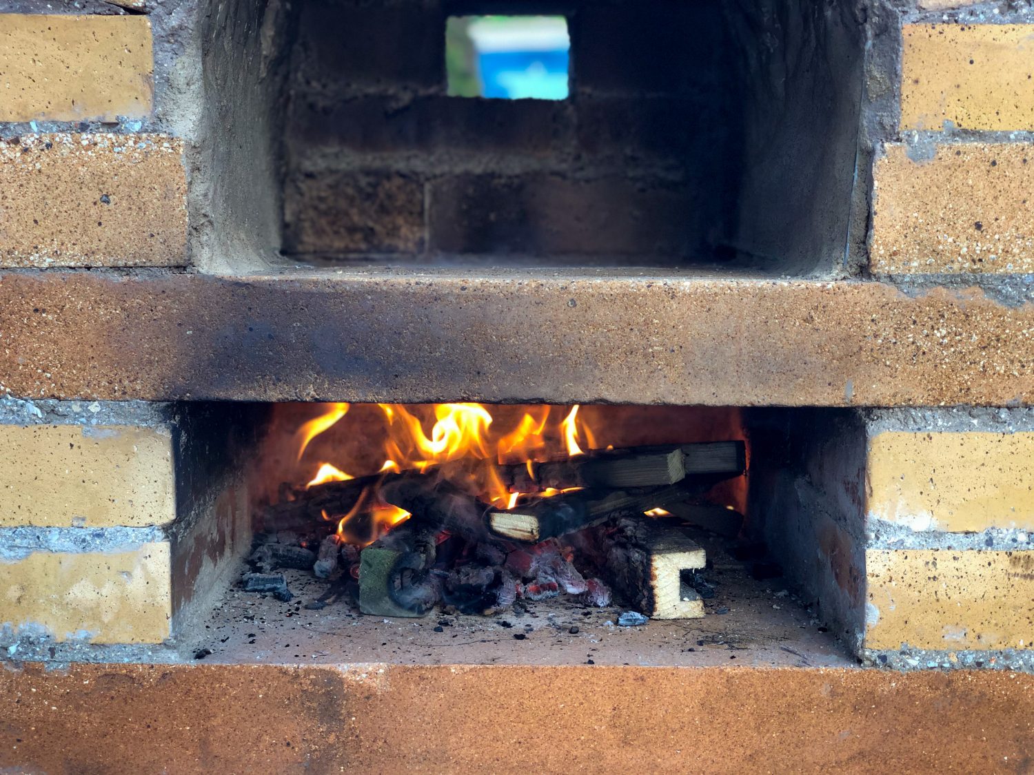 耐火煉瓦でピザ窯を作る