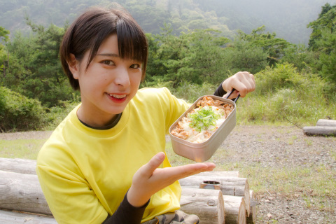 YouTuber『さばいどる　かほなん』がメスティンで作る簡単