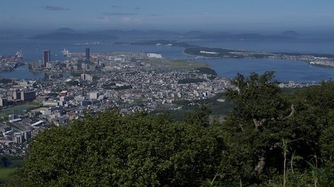 クスノキ原始林と展望抜群の山。立花山と三日月山（福岡県）の2座を縦走！