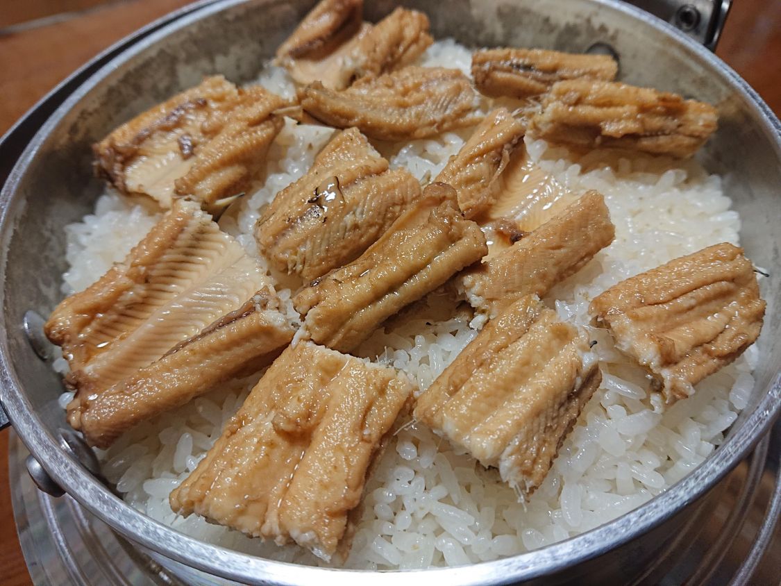 【釣魚海鮮鍋】諦め【焼きハゼ出汁アナゴ釜めし】［読者投稿記事］