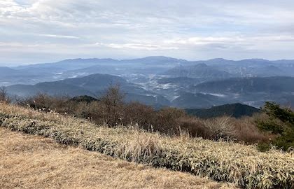 福岡・佐賀県境に東西50kmにまたがる脊振山系の１座「雷山」へ日帰り登山！