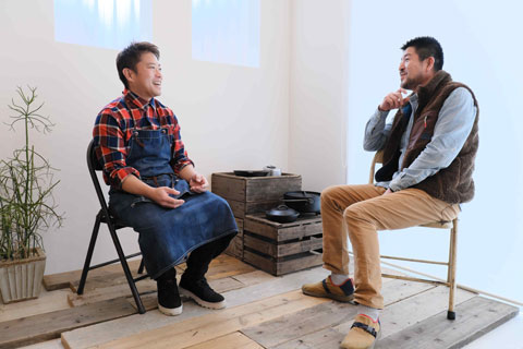 『栗原心平のごちそうキャンプ』発売記念。BE-PAL編集長が心平流キャンプ術の真相に迫る！