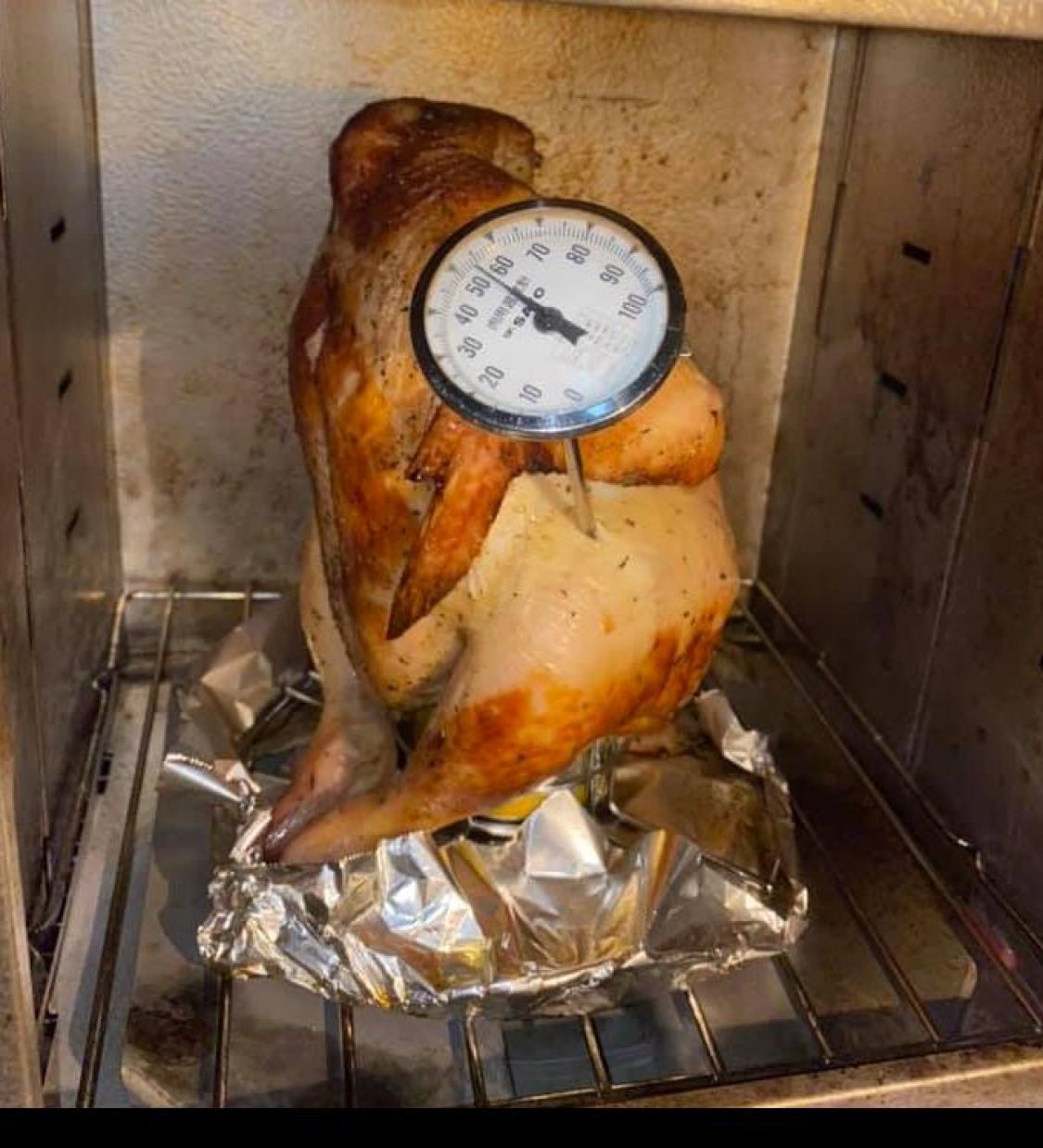 キャンプディナーの人気者ビア缶チキン［読者投稿記事］