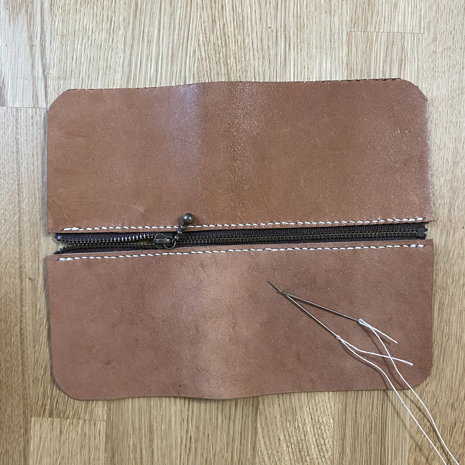 かっこよくて丈夫 キャンプでも日常でも1つあるとなにかと便利なレザーポーチをdiy Be Pal