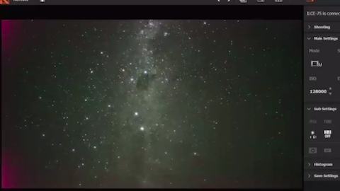 画面越しだからと侮るなかれ。部屋を暗くしてニュージーランドの星空を生中継で鑑賞！