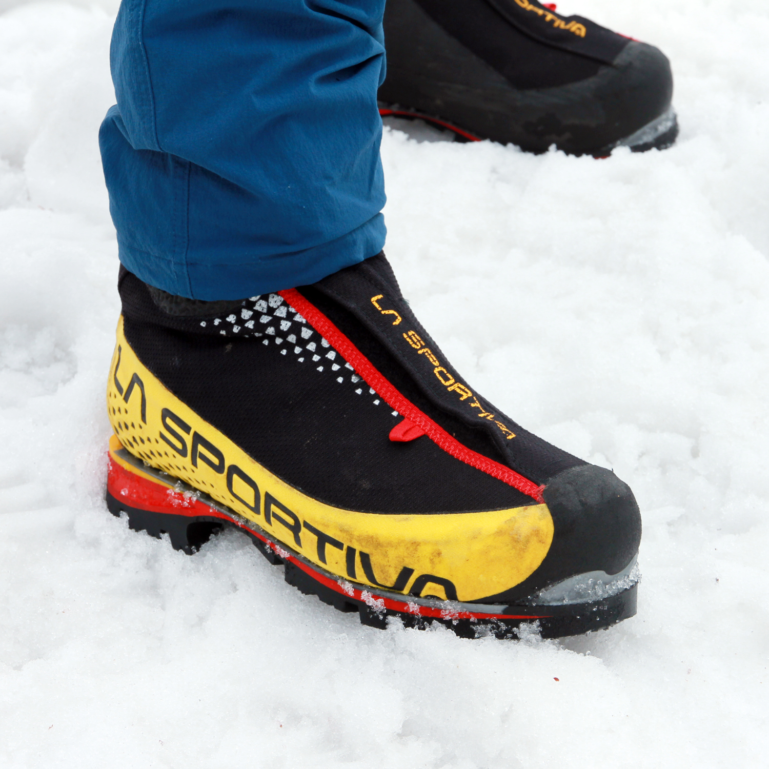 雪山・厳冬期用の登山靴