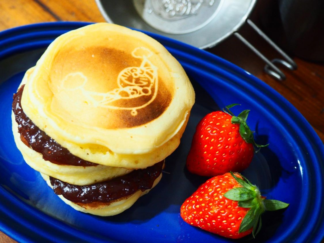 ドラえもんミニシェラカップでホットケーキどら焼き［読者投稿記事］