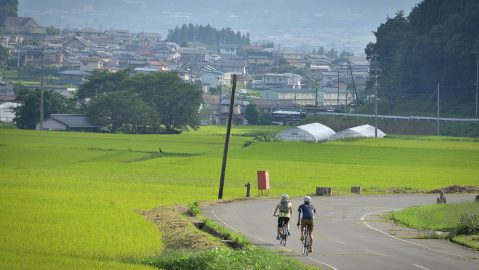 自転車とリノベーション物件でシャッター商店街がみるみる活性化！若い世代がジワリ増えはじめた”辰野町”ってどこにある？