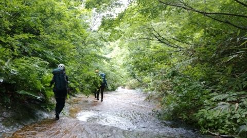 はじめての沢登り｜魅力と楽しみ方のコツ！